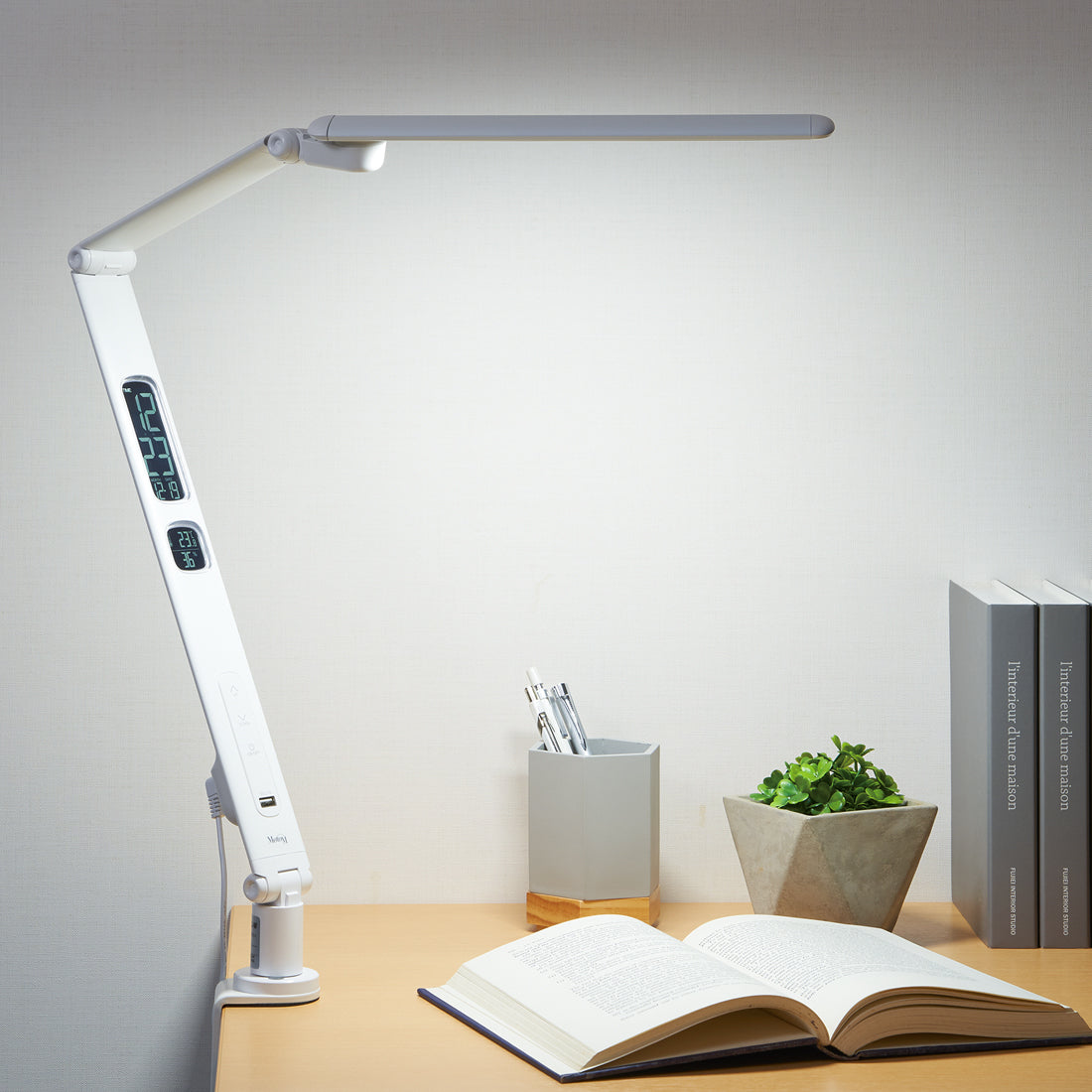 ブルーライト45%CUT(当社比) マルチリフラクションデスクライト3関節クランプタイプGST012CL【梱包100サイズ】【読書灯】