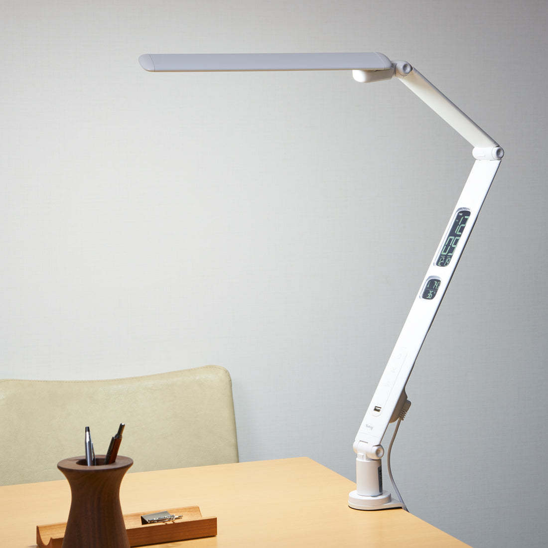 ブルーライト45%CUT(当社比) マルチリフラクションデスクライト3関節クランプタイプGST012CL【梱包100サイズ】【読書灯】