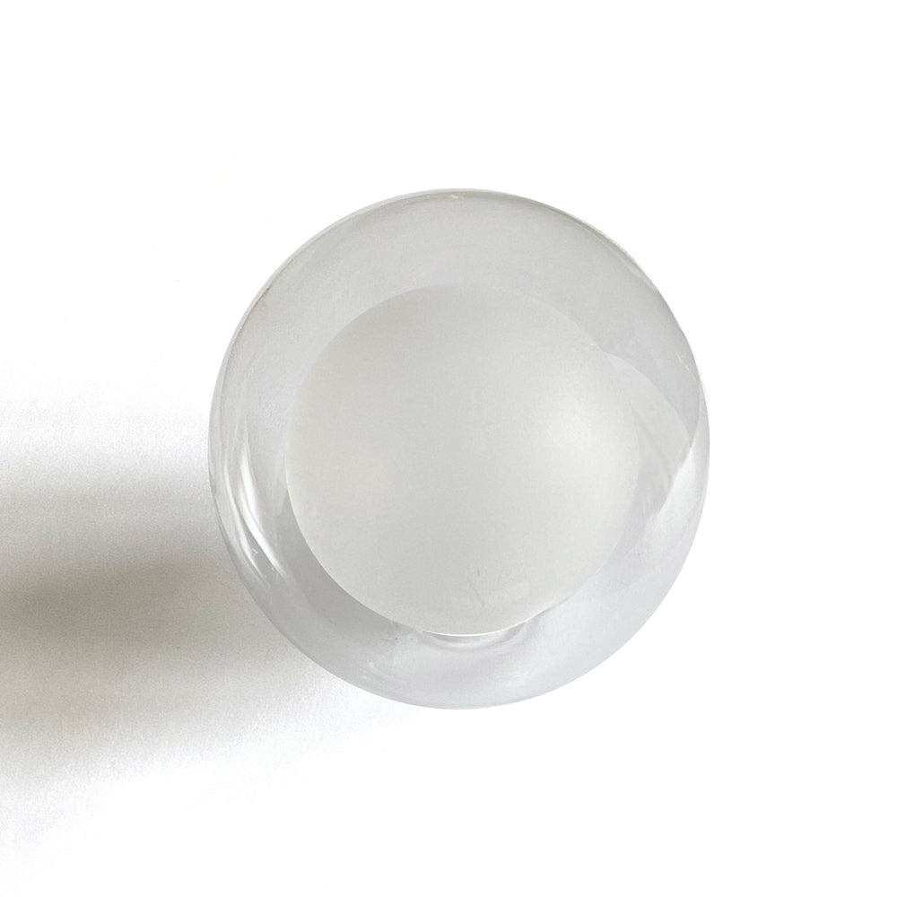 
                      
                        【スフィアカスタマイズ】Φ100 ツイストガラスグローブ OP031
                      
                    