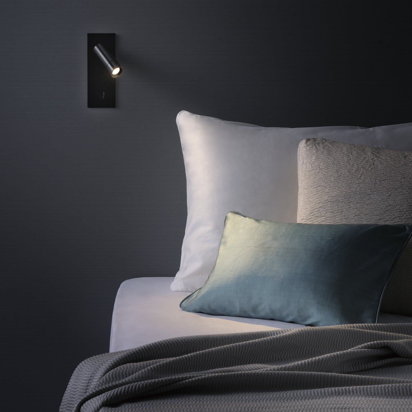 ロングボディタイプ 読書灯 リーディングライト ベッド ヘッドボード 寝室照明 ホテル照明 MBK006【梱包60サイズ】