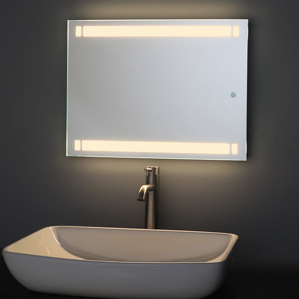 
                      
                        ミラーライト 450×600サイズ  洗面鏡  鏡面スイッチ付き 電球色 白色 MBK010R MBK011R【梱包140サイズ】
                      
                    