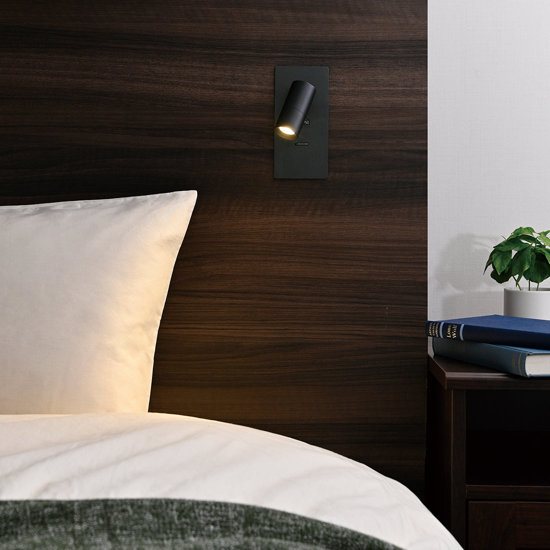 ショートボディタイプ 読書灯 角型 寝室 照明 ホテル リーディングライト MBK023 要施工【梱包60サイズ】